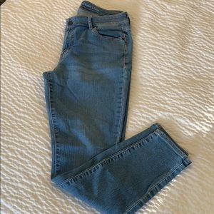 Old navy rockstar size 8.